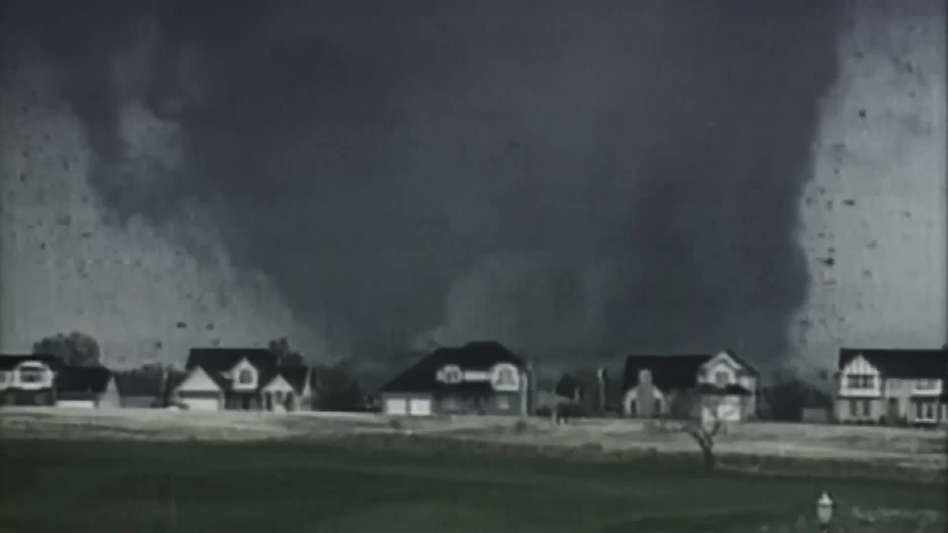 Thumbnail image for Most Powerful Forces On Earth: "Tornadoes"