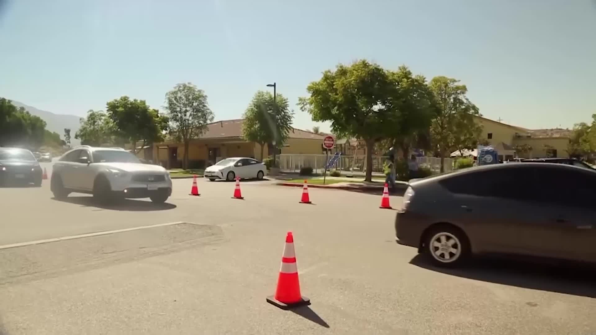 USA On The Brink Of Chaos: "How Americans Are Living The End..."